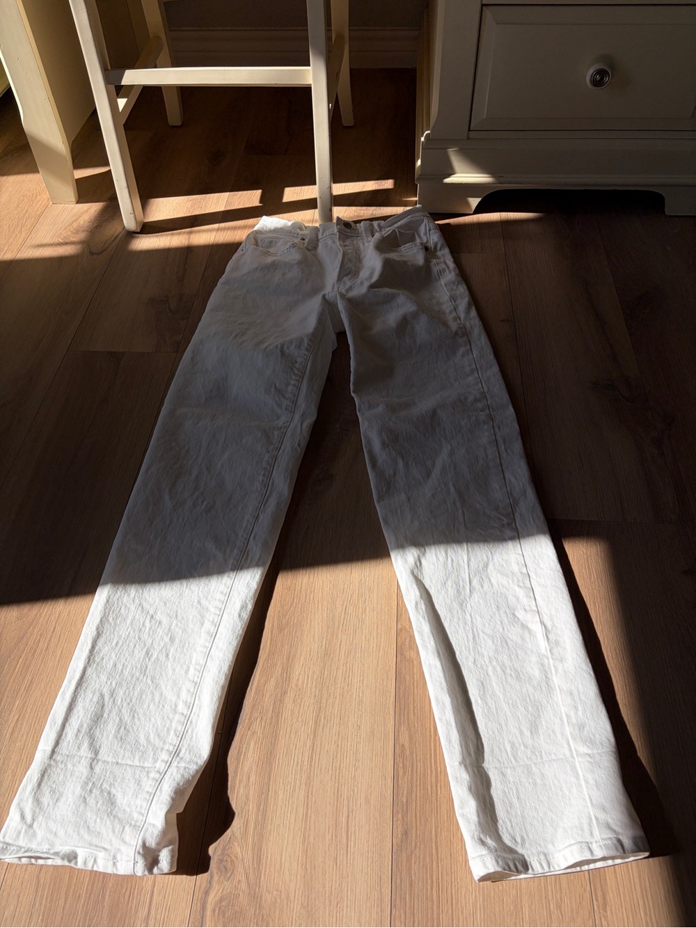 Universal Thread White High Rise 90s Straight Jeans